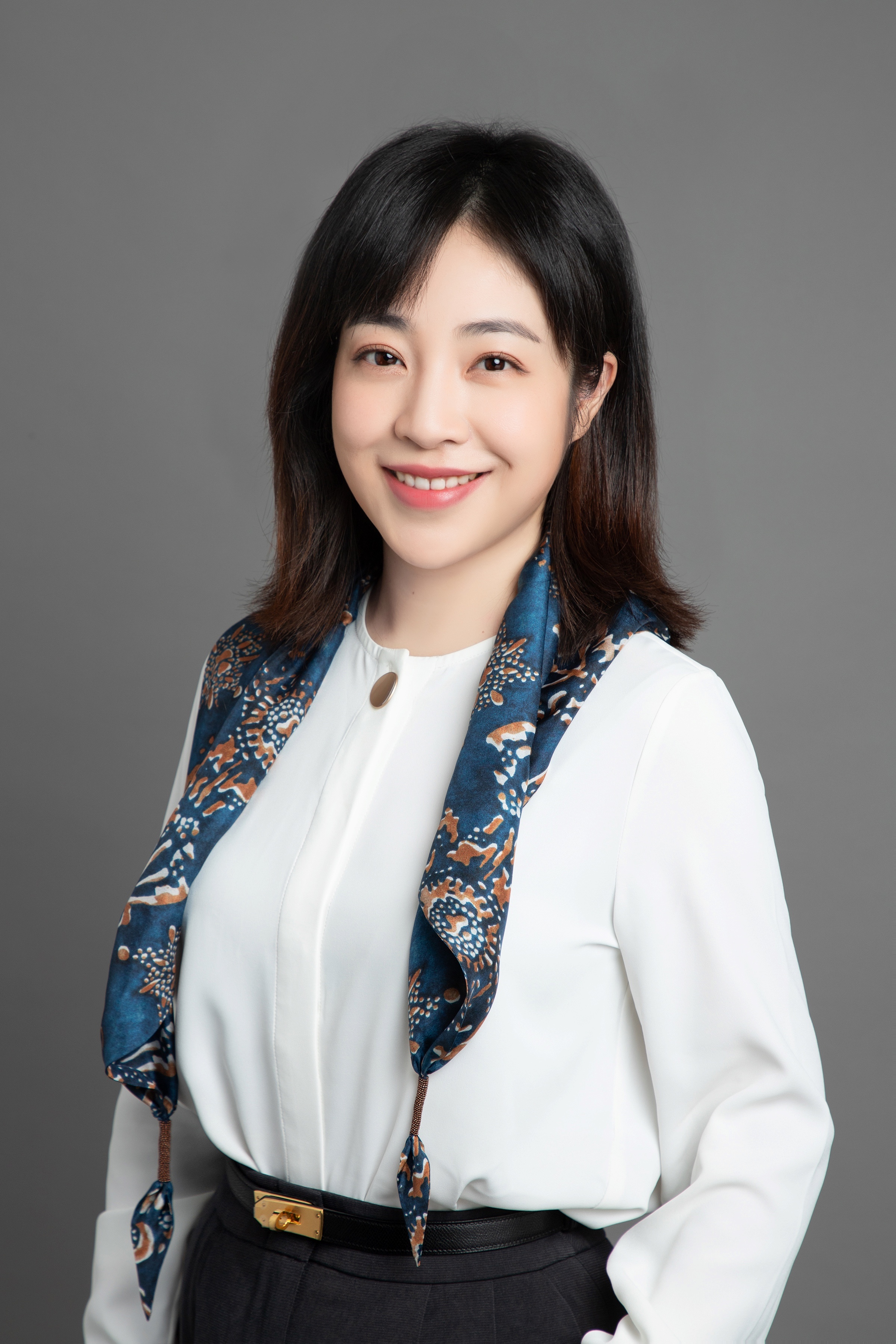 十方融海CEO陈劢荣登2021「年度女性创业者TOP10」榜单